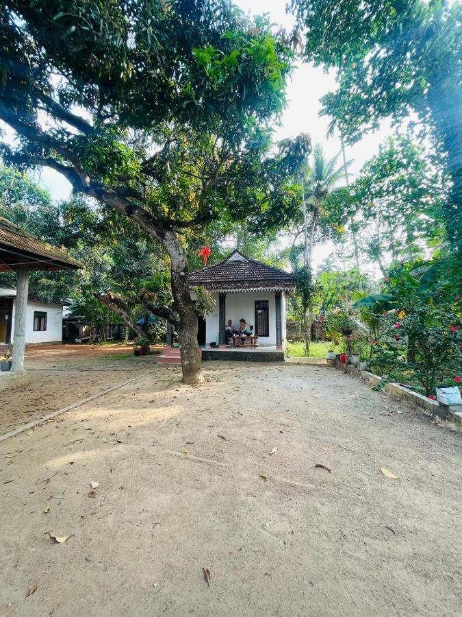 The Munroe Villagio Homey Mundrothuruth Екстер'єр фото